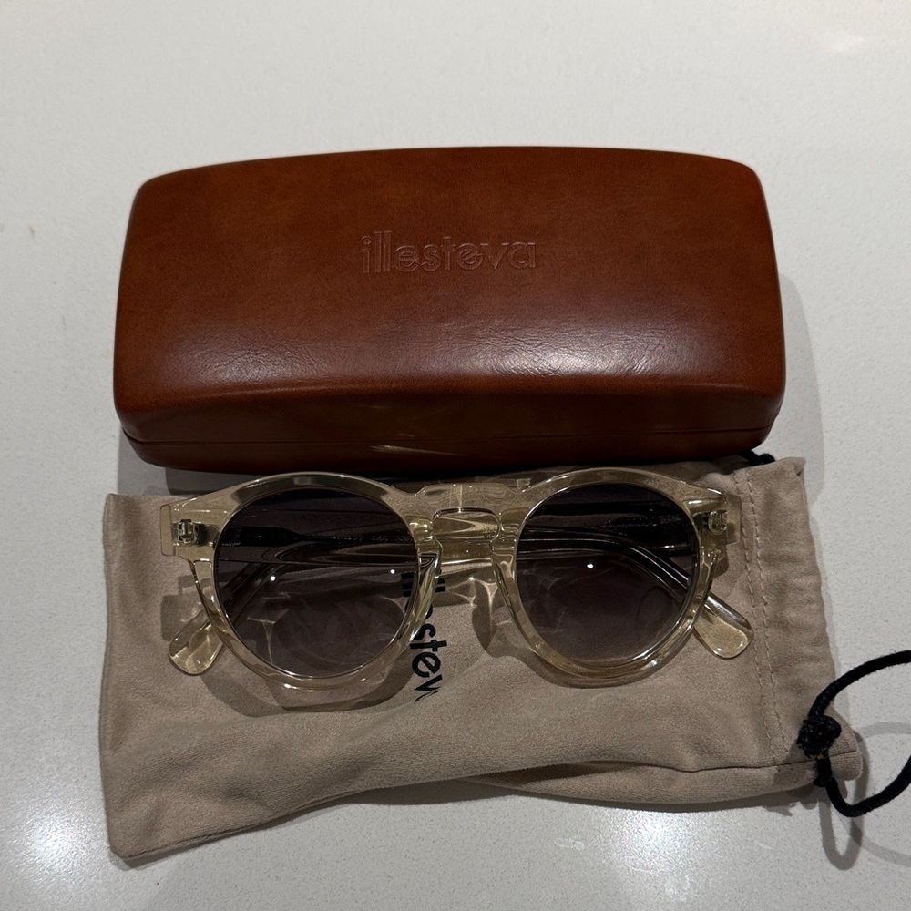Illesteva Clear Frame Sunglasses with Brown Case